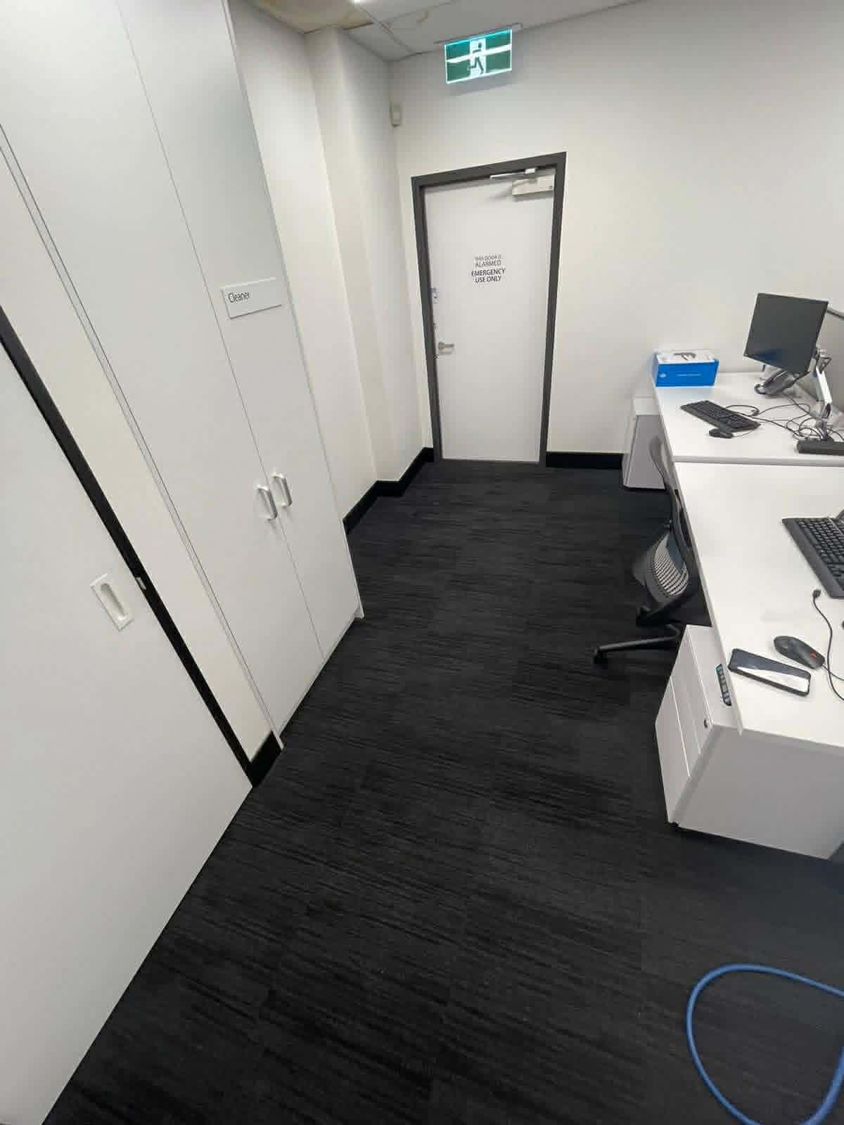 Commercial & Office Cleaning